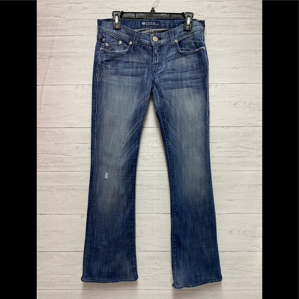 Rock & Republic Boot Cut Jeans in Faded Blue Wash